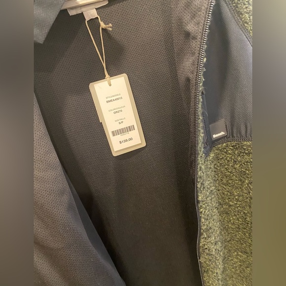 Bench vest brand new! - Picture 3 of 3